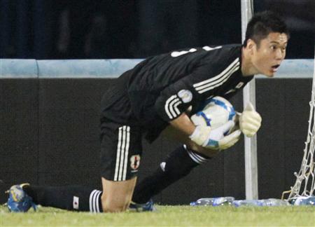 サッカーW杯3次予選。ウズベキスタン戦で好セーブを連発したGK川島=6日、タシケント(共同)