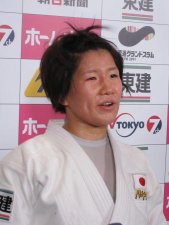 コメントは個性的だが、作戦を練りに練るタイプの佐藤愛子
