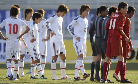 シリアに敗れ、うなだれる日本イレブン