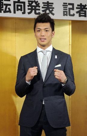 4月12日にプロ転向を表明した村田諒太