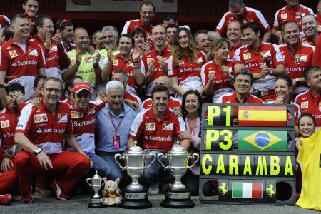 マンセルを抜く単独4位の32勝目を挙げたアロンソ(中) Ferrari