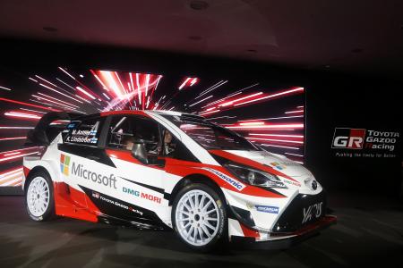 ヘルシンキで行われた発表会に登場したWRC参戦車両のヤリスWRC(日本名:ヴィッツ)。マイクロソフトがメインスポンサーになった=TOYOTA GAZOO RACING