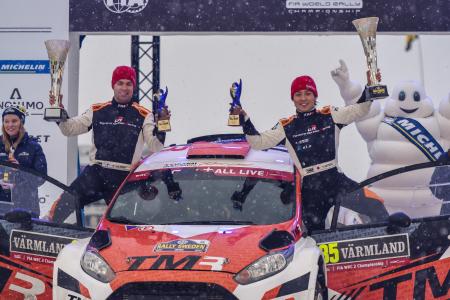 ラリー・スウェーデンのWRC2クラスで初優勝を果たし、喜ぶ勝田貴元=TOYOTA GAZOO Racing