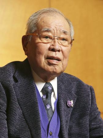 インタビューに答える野村克也さん=2019年3月、東京都内