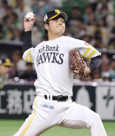 ２０２３年９月の日本ハム戦に登板したソフトバンクの甲斐野＝ペイペイドーム 