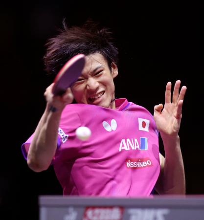 男子シングルス準々決勝で敗れた戸上隼輔＝ドーハ近郊（共同） 
