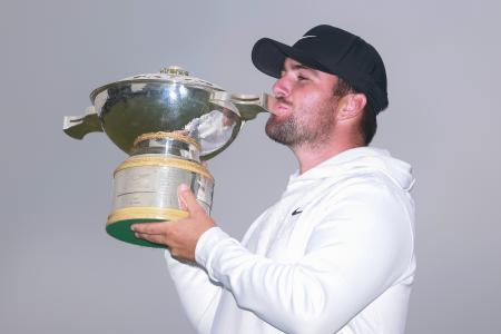 スコットランド・オープンで今季ツアー初優勝したクリス・ゴタラプ=13日、ルネサンス・クラブ(ゲッティ=共同)