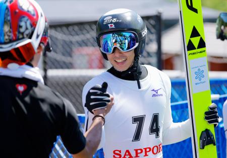 男子成年で優勝した小林朔太郎=宮の森