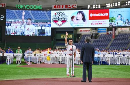 都市対抗野球の開会式=東京ドーム
