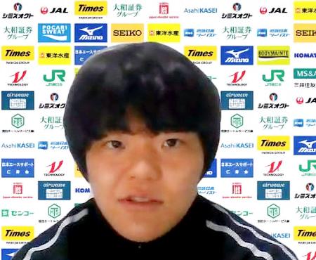 オンラインで取材に応じる柔道女子の嘉重春樺＝１２日 