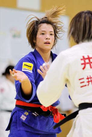 強化合宿を報道陣に公開した柔道女子日本代表の阿部詩＝味の素ナショナルトレーニングセンター 