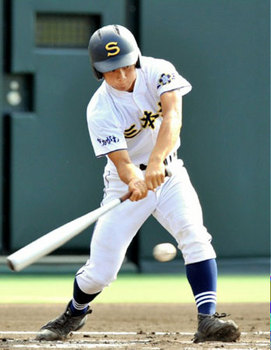 秋の高校野球県大会第1日 三本松逃げ切る