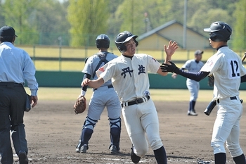 丹生が大勝、6年ぶり春初戦突破 春季福井県大会1回戦