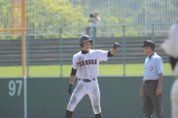 福井大会 敦賀が8強 延長11回、若狭に勝つ(21日)