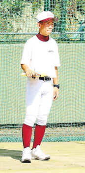 甲子園、僕たちも戦う 高岡商主務の室永と応援部長の坂下