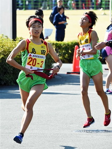 静岡県高校駅伝 女子・島田、粘って接戦制す