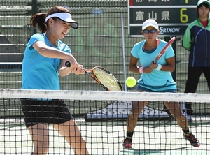 岩手国体 テニス成年女子、3位決定戦へ