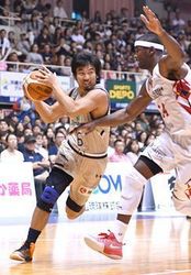 琉球、連勝止まる バスケBリーグ第10戦