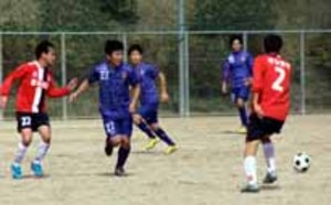 日韓市役所が熱戦 山口市と公州市、親善交流サッカー