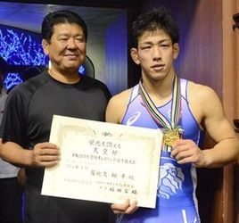 レスリング全日本で屋比久(日体大)が連覇