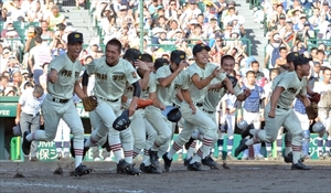 下野新聞KIZUNAスポーツ大賞 作新高の硬式野球部に