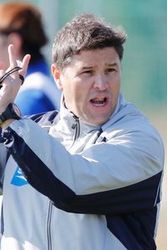 J2徳島・ロドリゲス新監督、意気込み語る