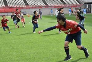 J1鹿島の本拠でホラーイベント ゾンビから逃げ謎解き