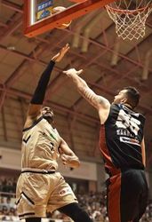 バスケB1琉球、延長大逆転 大阪に88―83 勝率並ぶ Bリーグ